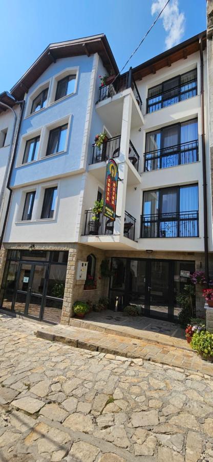 Guest House Saint Petka Veliko Tarnovo Ngoại thất bức ảnh