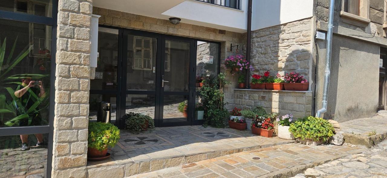 Guest House Saint Petka Veliko Tarnovo Ngoại thất bức ảnh