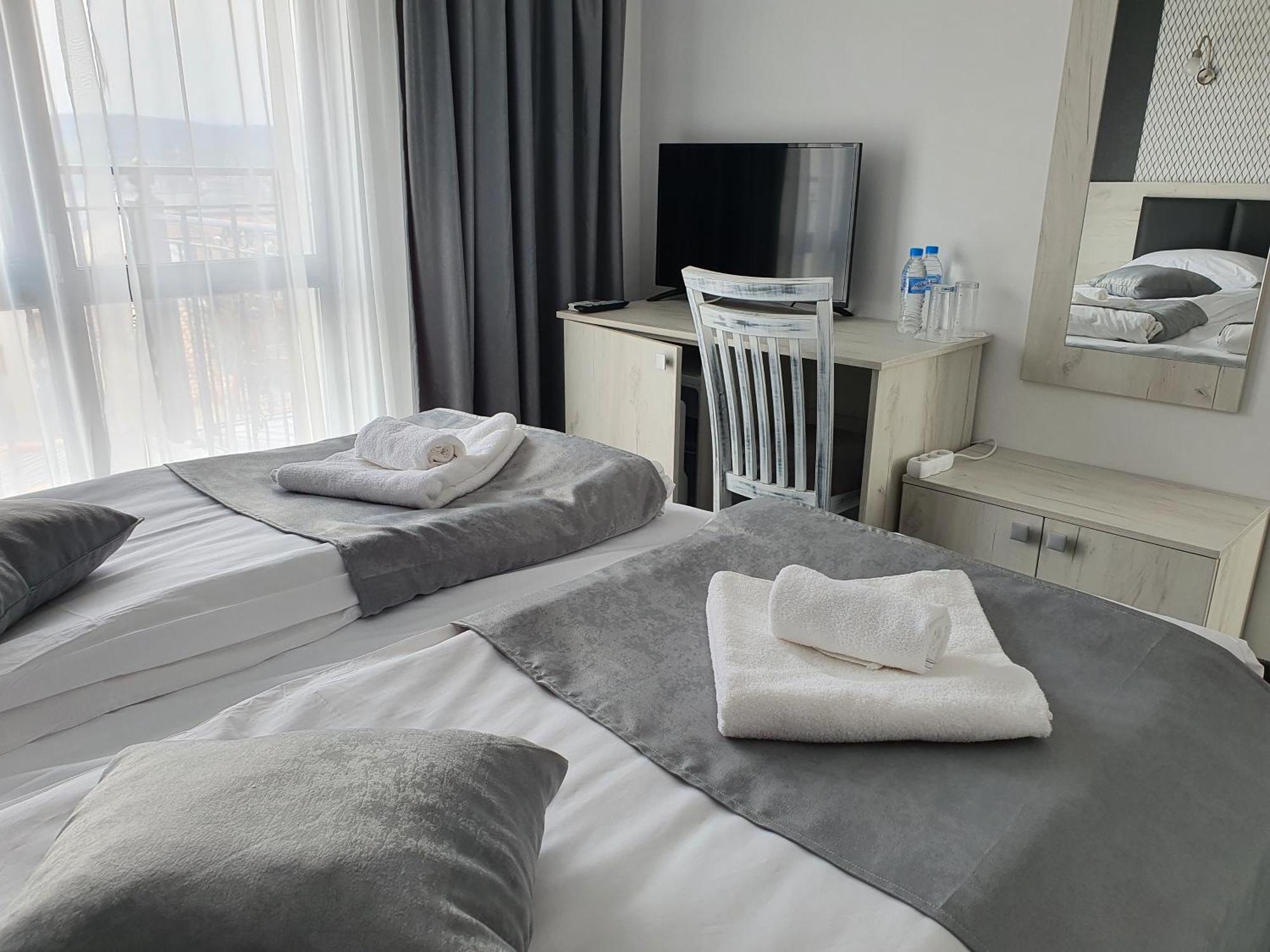 Guest House Saint Petka Veliko Tarnovo Phòng bức ảnh